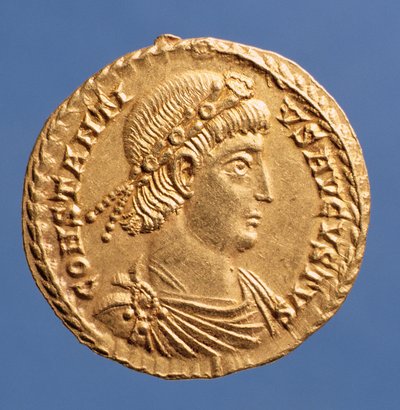 Solidus (obverse) of Constantinius II draped, wearing a jewelled diadem. Inscription: CONSTANTIVS AVGVSTVS by Roman
